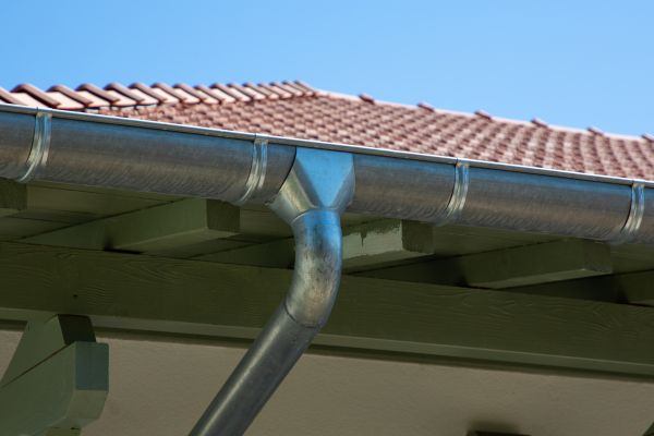 Eavestrough Repair in Evergreen
