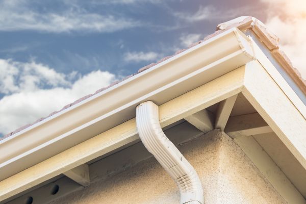 Seamless Gutter Replacement in Evergreen